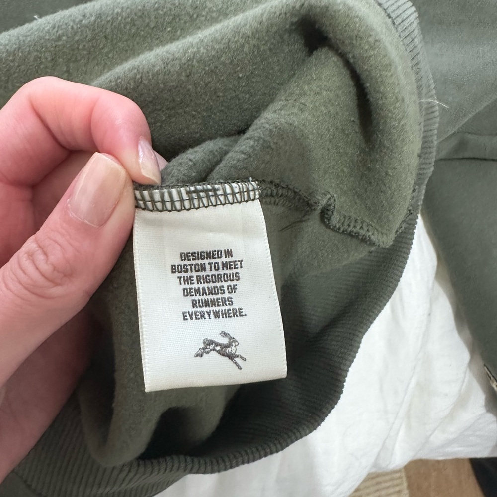 Tracksmith Set of 2 Trackhouse Crew Sweatshirts - Picture 4 of 5